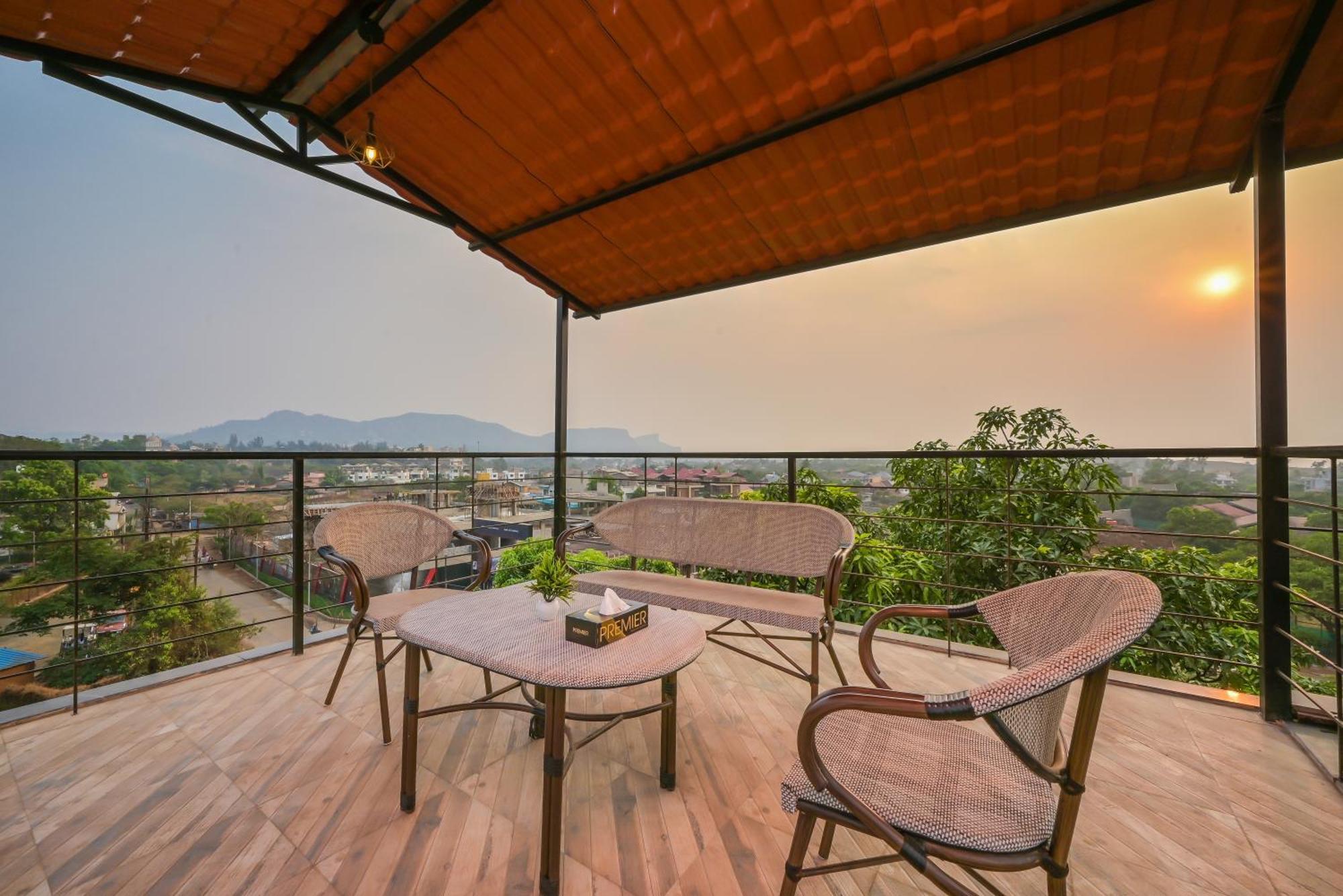 Hashtag Villa 2Bhk In 罗纳瓦拉 外观 照片